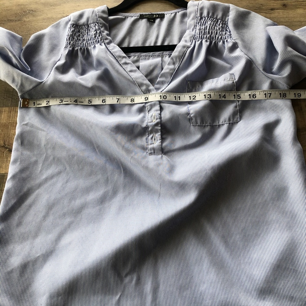 PaperMoon XS Button Blouse - Picture 3 of 4